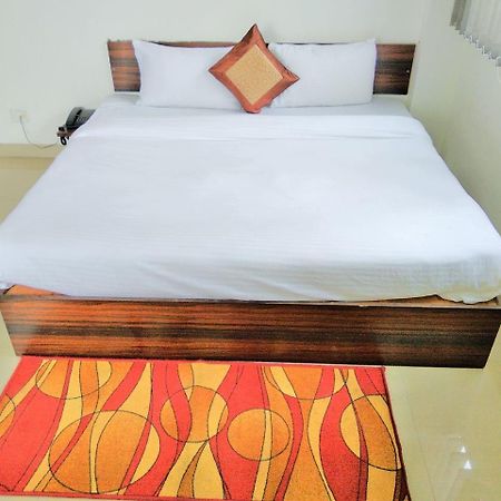 The Radiance Suites And Apartment นิวเดลี ภายนอก รูปภาพ