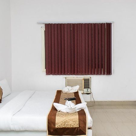 The Radiance Suites And Apartment นิวเดลี ภายนอก รูปภาพ