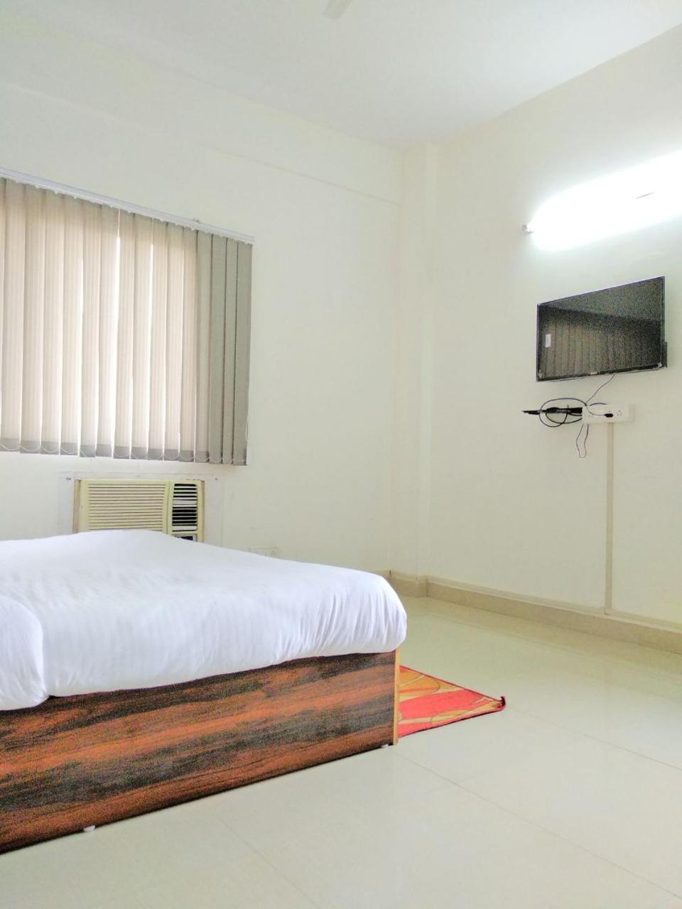 The Radiance Suites And Apartment นิวเดลี ภายนอก รูปภาพ