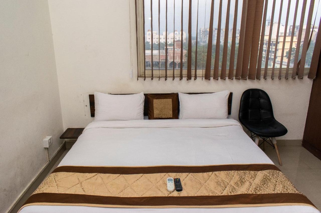 The Radiance Suites And Apartment นิวเดลี ภายนอก รูปภาพ